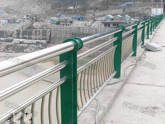 安徽不锈钢河道防护栏杆